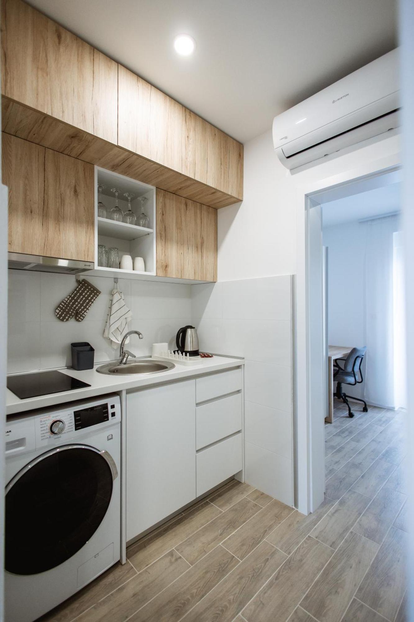 Cozy Studio Apartment In Osijek - Self Check In Exteriör bild