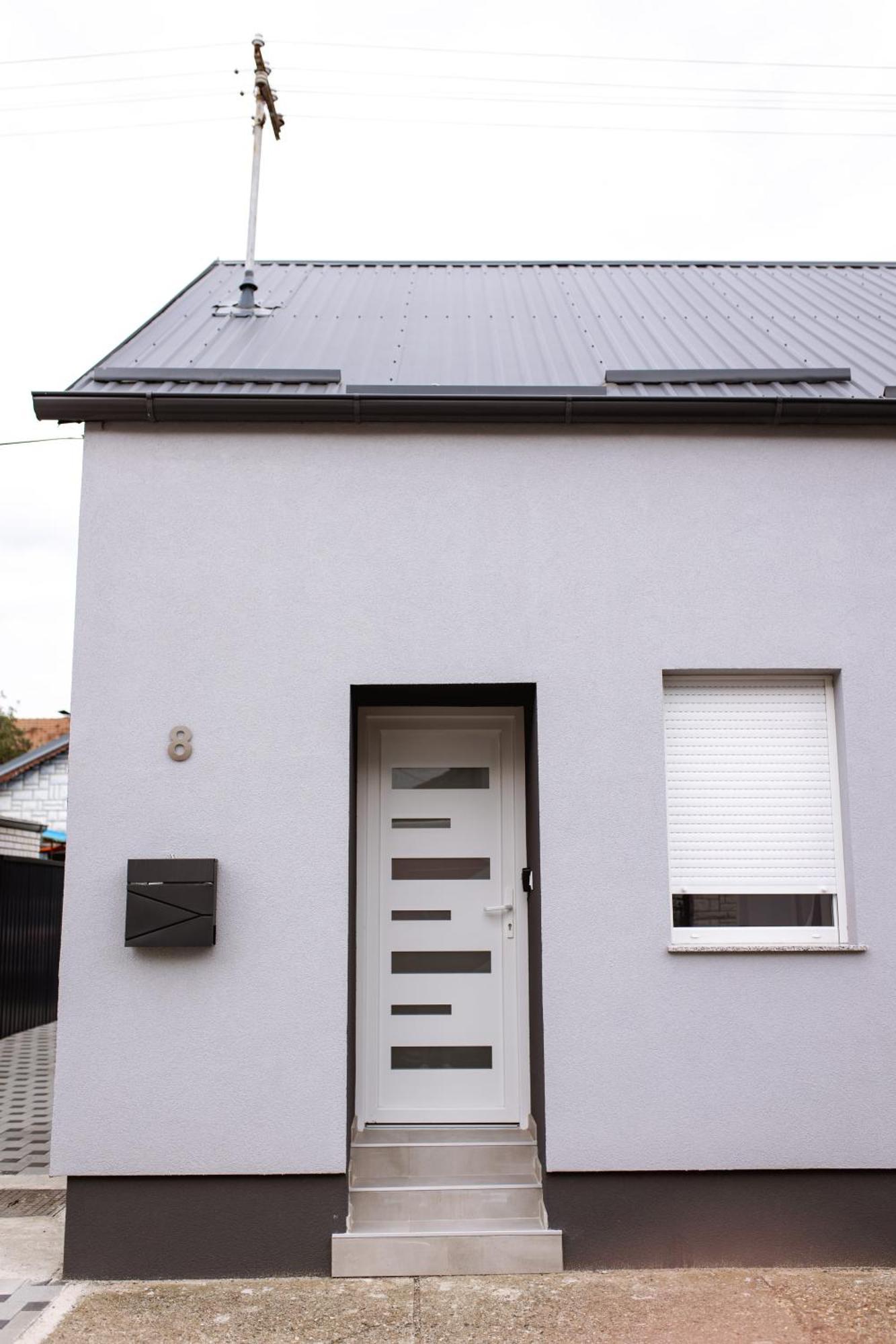 Cozy Studio Apartment In Osijek - Self Check In Exteriör bild