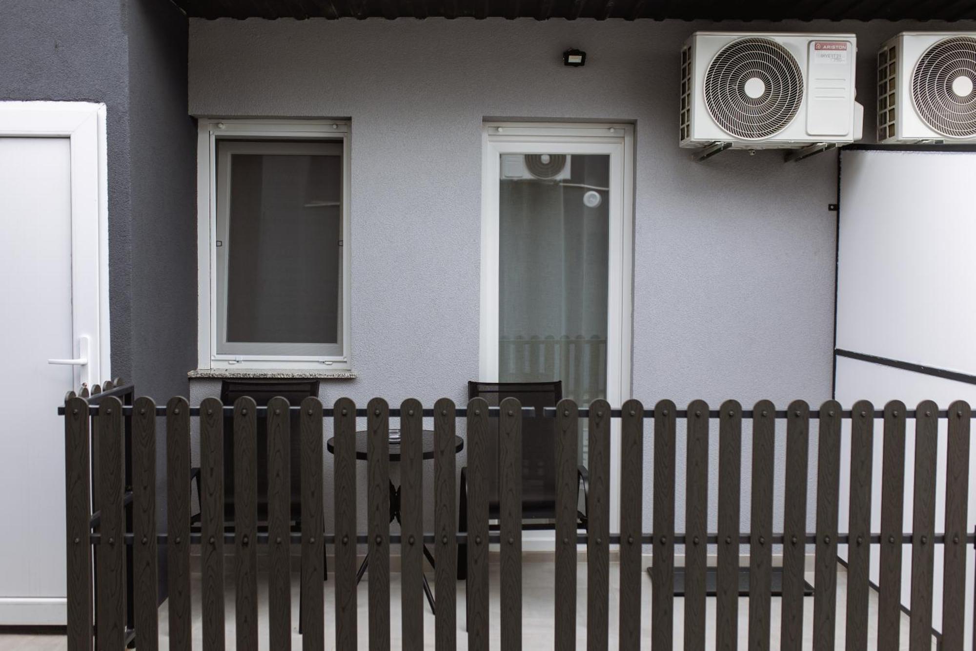 Cozy Studio Apartment In Osijek - Self Check In Exteriör bild